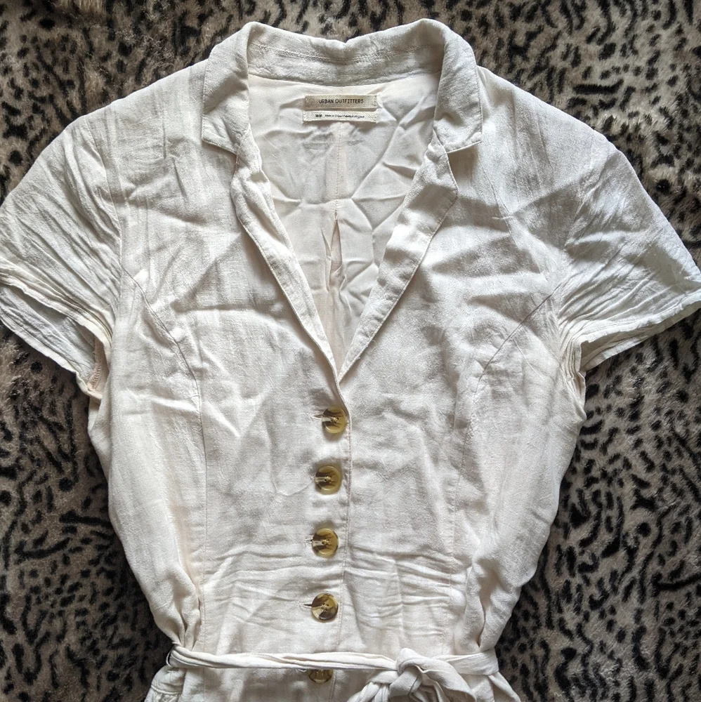 *SOLD* Urban Outfitters button front dress - Picture 4 of 6